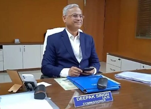संभागायुक्त श्री दीपक सिंह के संक्षिप्त कार्यकाल में नागरिक सेवा के कार्य बनेंगे मिसाल!